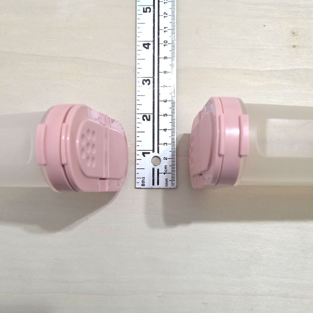 Lot Of 8 Tupperware #1843 #1846 Modular Mates Spice Shakers Pink Magnet Snap Lid - Picture 5 of 6